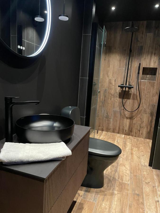 Laegenhet Soeder Om Landsvaegen A Apartamento Skivarp Exterior foto
